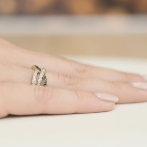 Pierścionek z Brylantami 0,27ct z żółtego złota próby 585. W-0215